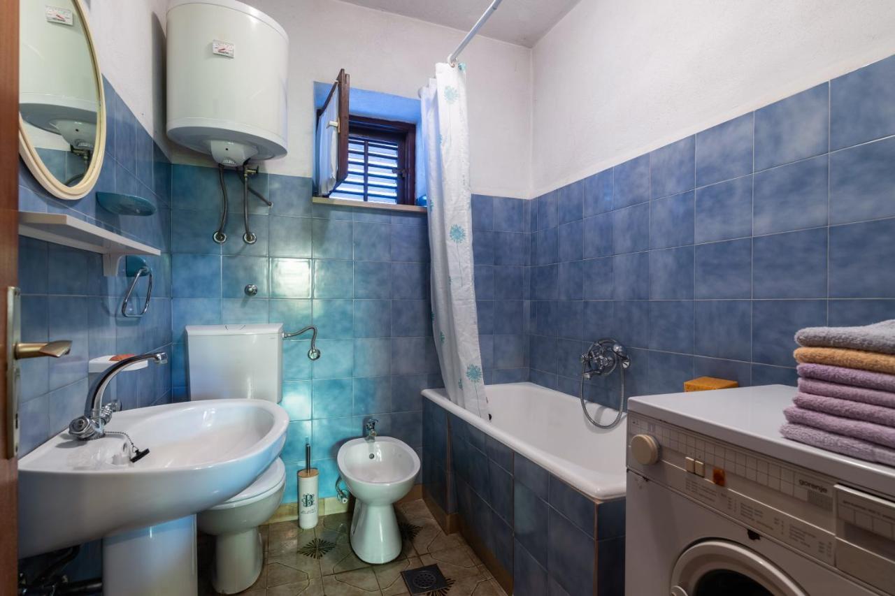 Apartments By The Sea Sumartin, Brac - 764 ภายนอก รูปภาพ